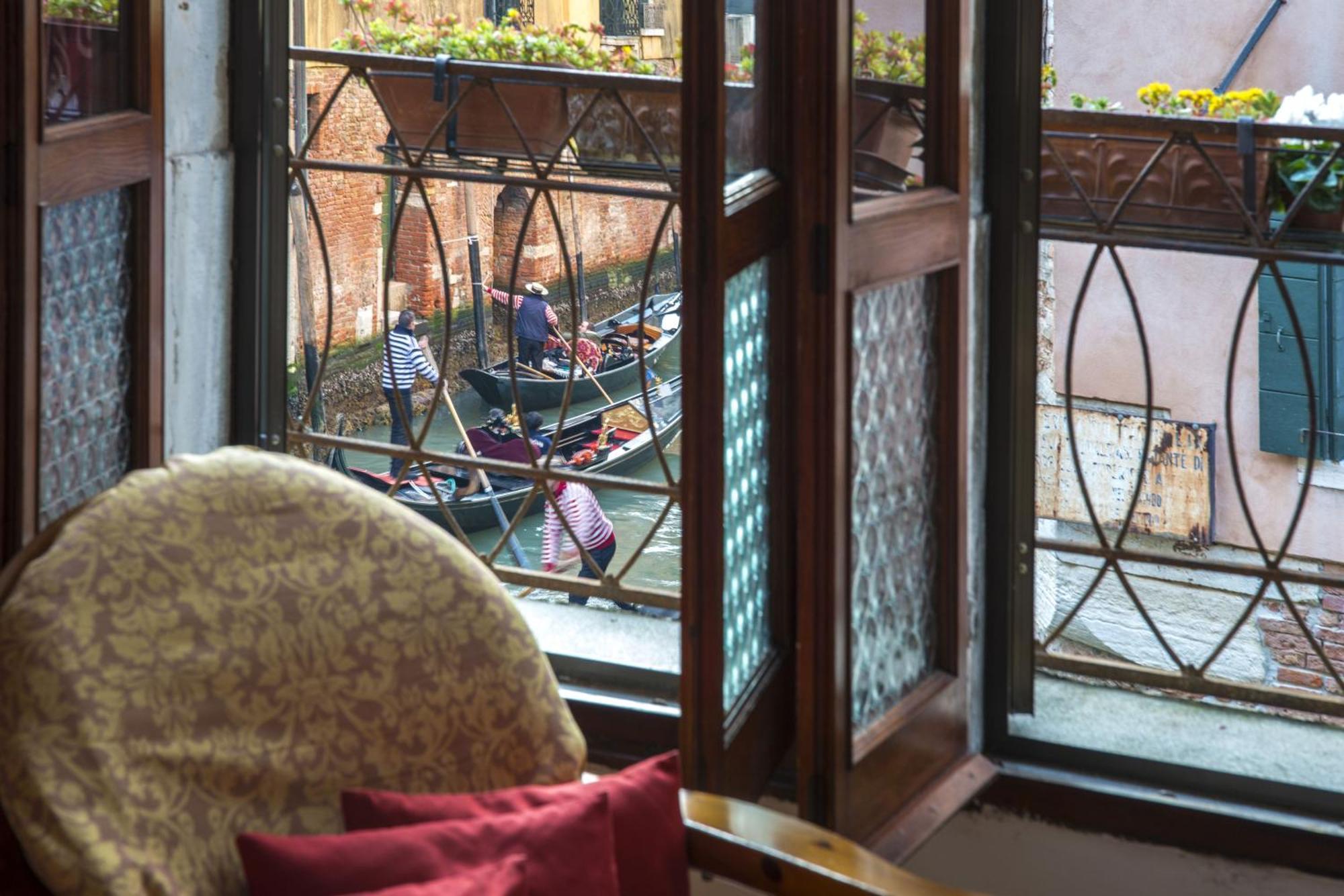 Tre Sestieri Terrace - Canal View 2024 Guest house *